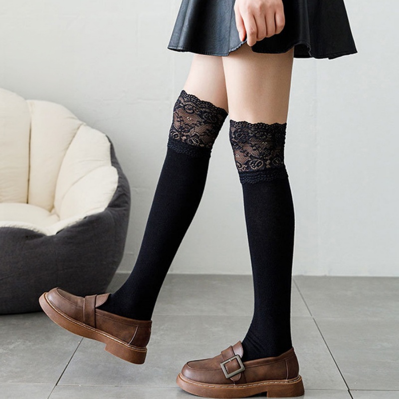 Wiosenno-jesienne białe koronk – Boot Sock Slouchy recenzja i cena